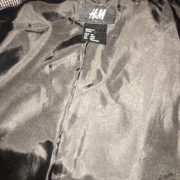 H&M Coat - Picture 3 of 3
